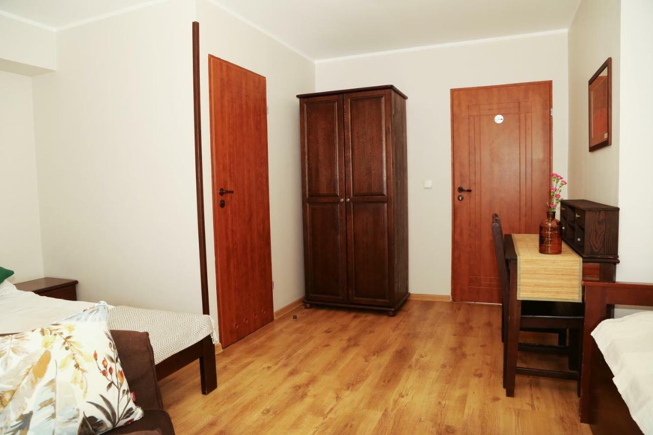 4 Strony Swiata Pokoje I Apartamenty Dzwirzyno Exterior photo